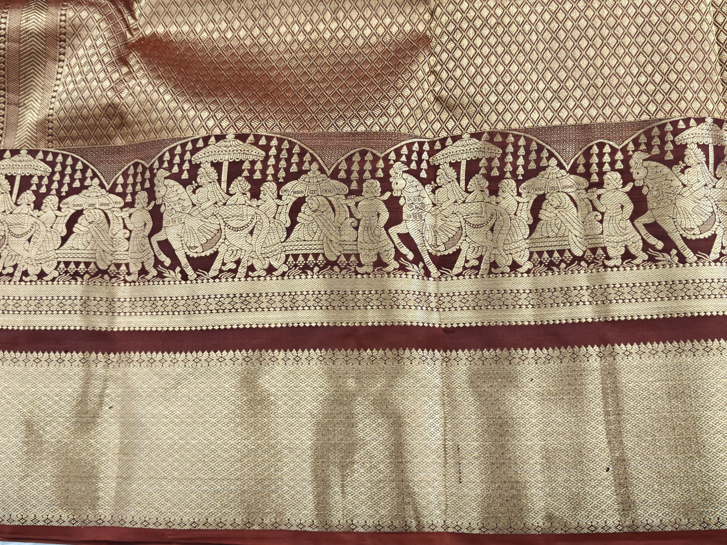 Coffee Brown Color Pure Silk Saree with Pallakku Border