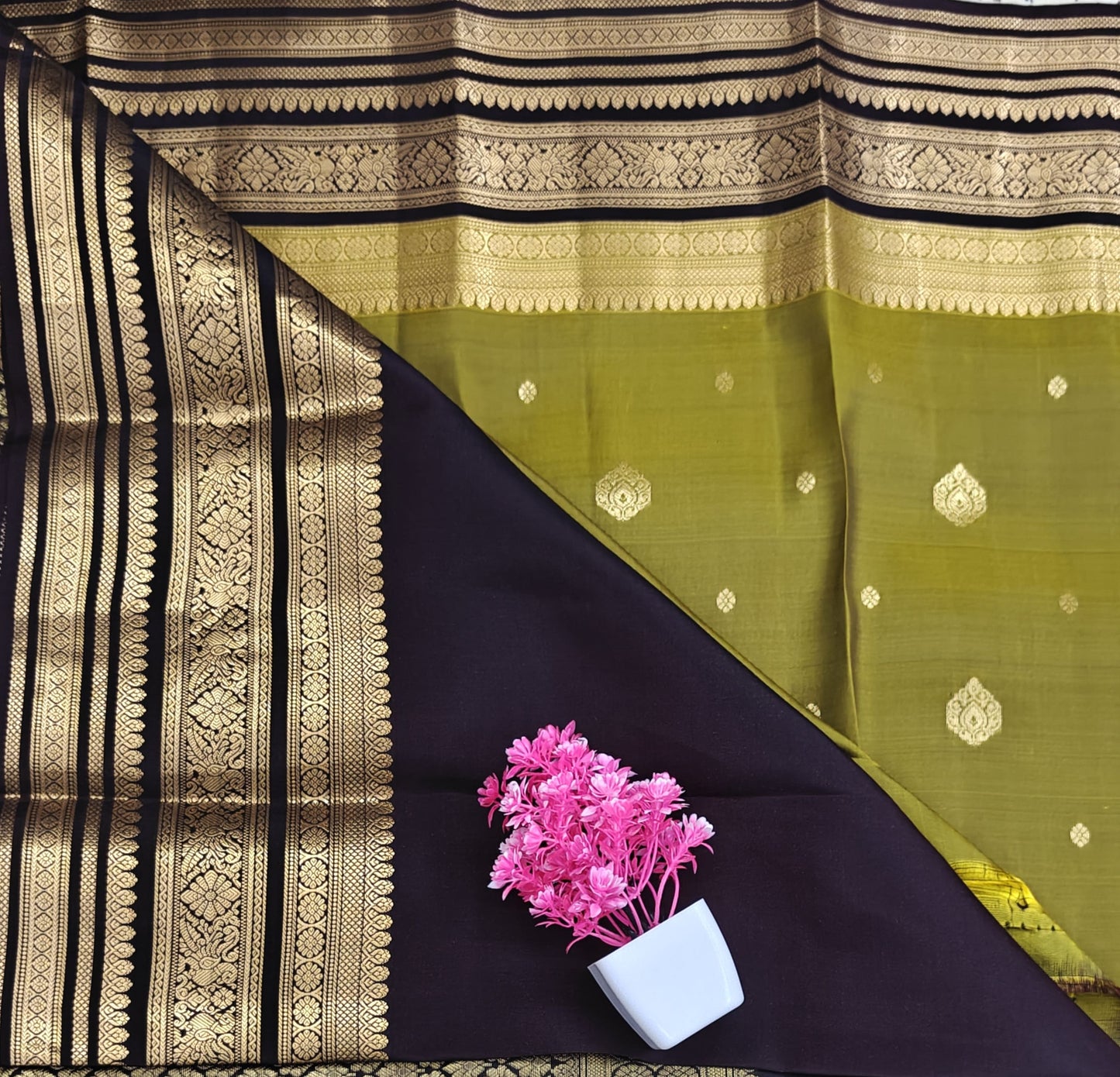 Mehandi Green Silk Saree with Coffee Brown Border