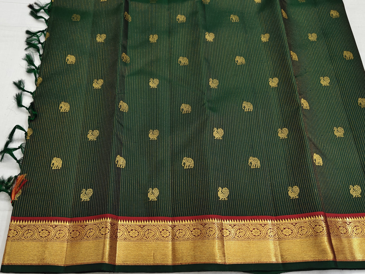 Kanchipuram Pure Silk Saree - Bottle Green with Vaira Oosi Design