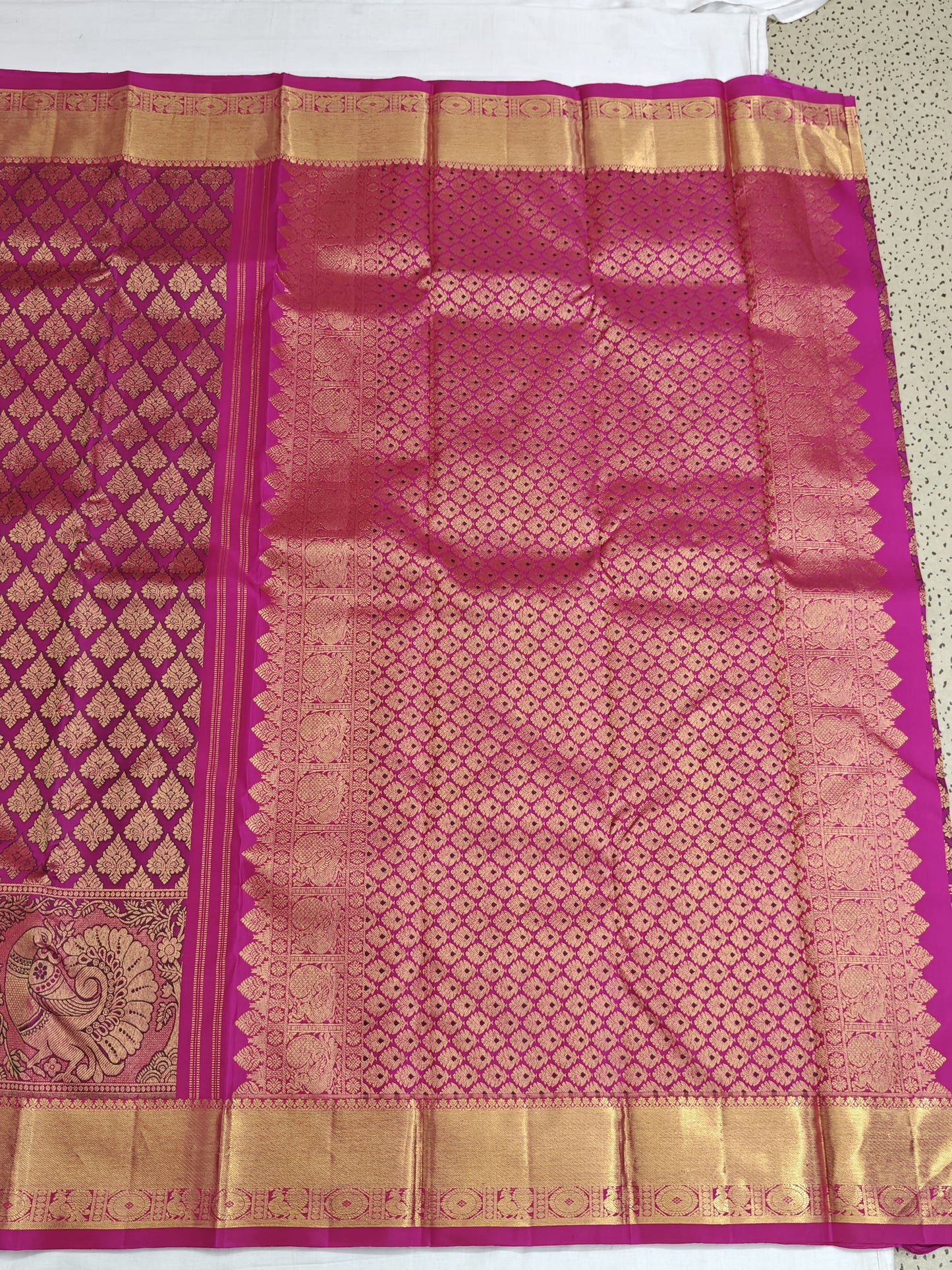 Kanchipuram Pure Bridal Silk Saree - Rani Pink with Gold Zari Border