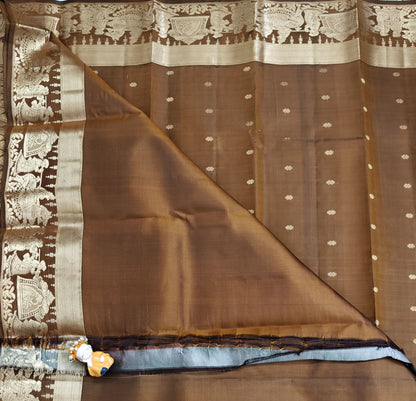 Brown Pure Silk Saree with Pallakku Border