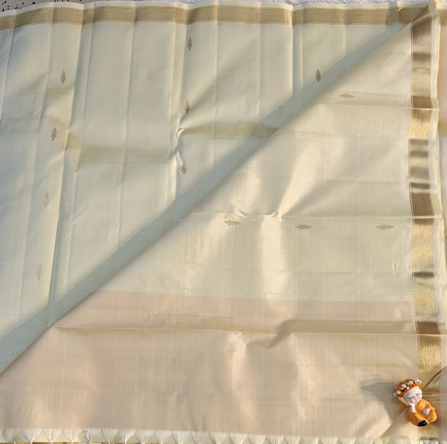 Cream Colour Pure Silk Saree