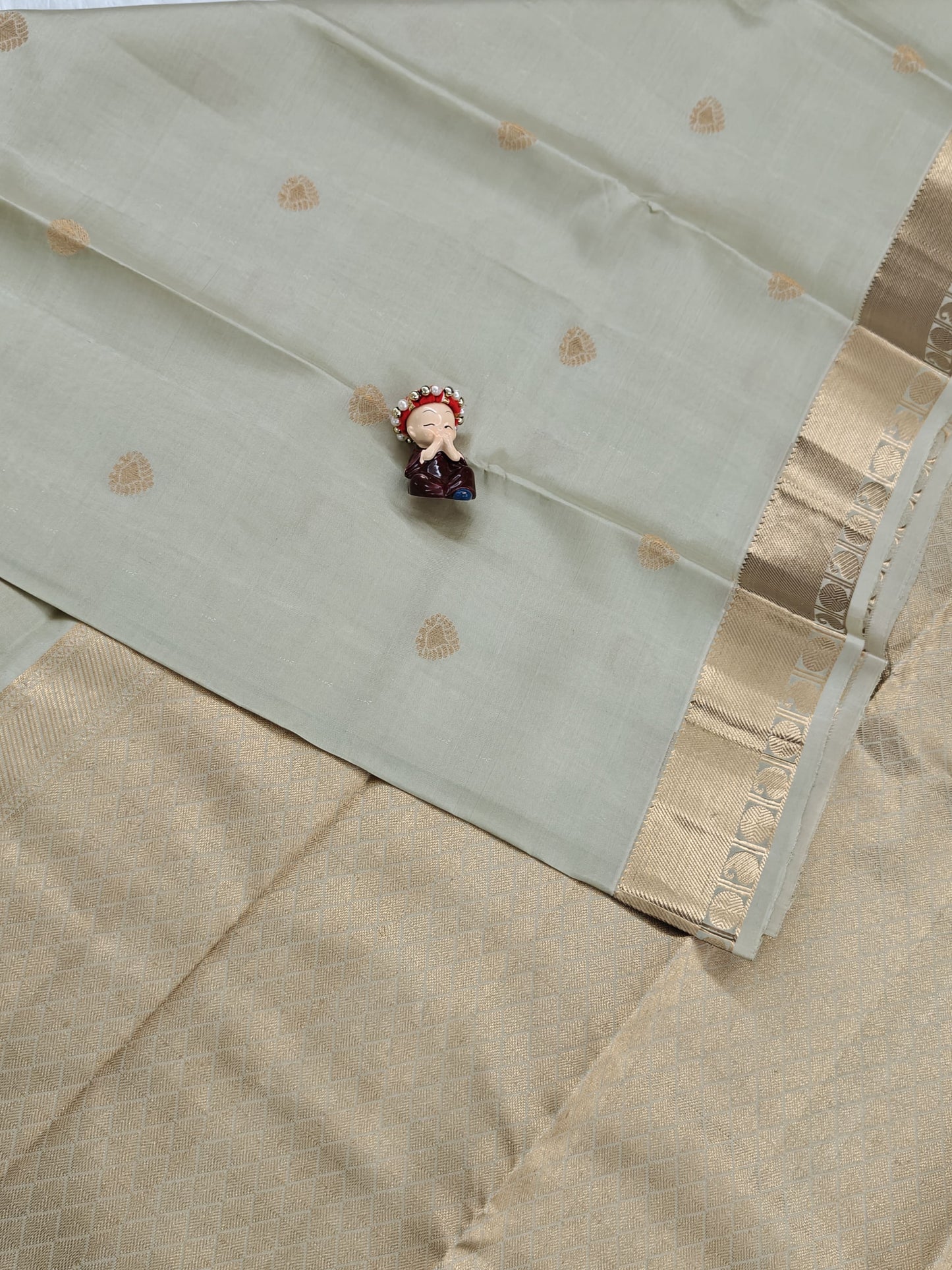 Cream Colour Pure Silk Saree