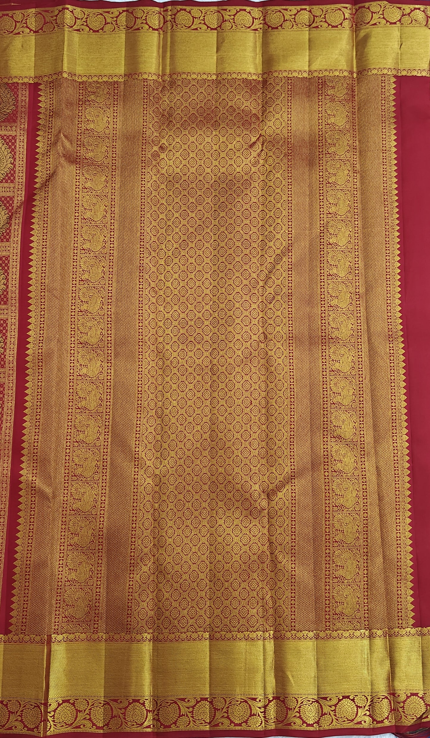 Elegant Red Pure Bridal Silk Saree