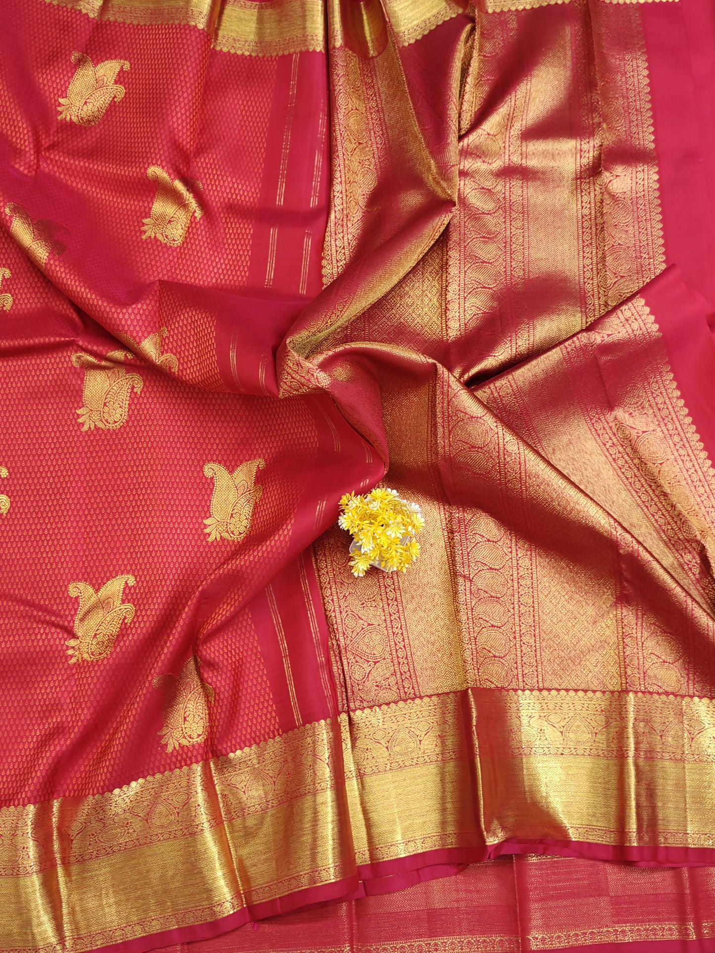 Bright Red Bridal Silk Saree with Gold Border