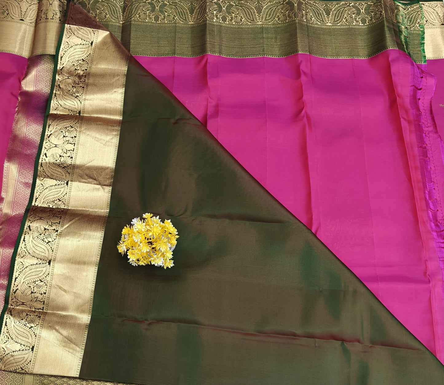 Elegant Pink Pure Silk Saree with Dark Green Border