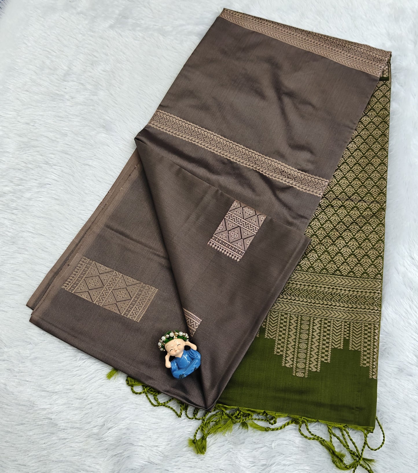 Grey Semi Soft Silk Saree