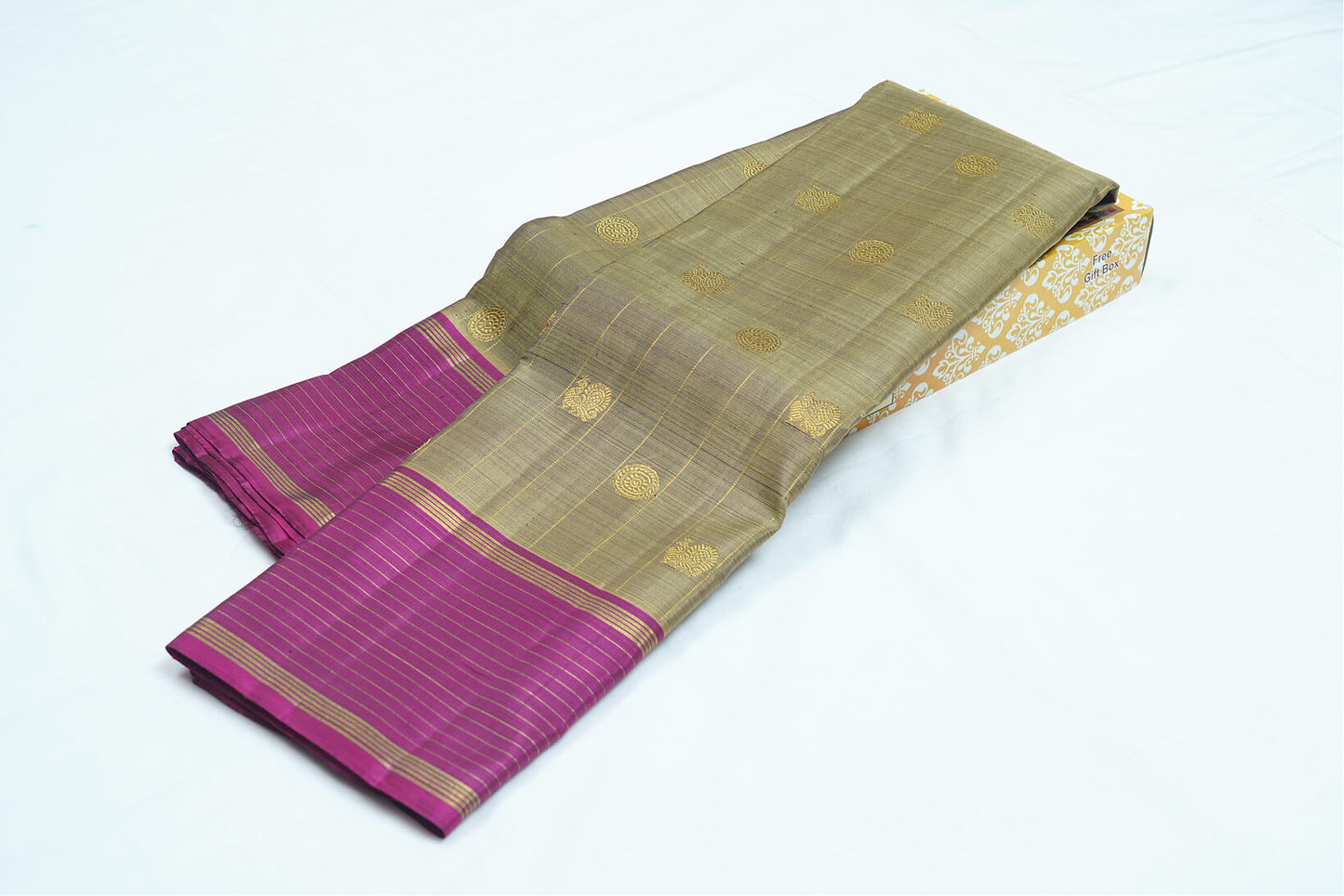 Grey Pure Kanchipuram Handloom Silk Saree