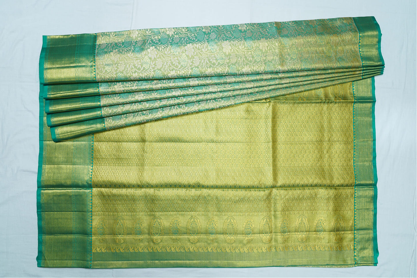Kanchipuram Handloom Pure Silk Saree - Green with Gold Zari Design