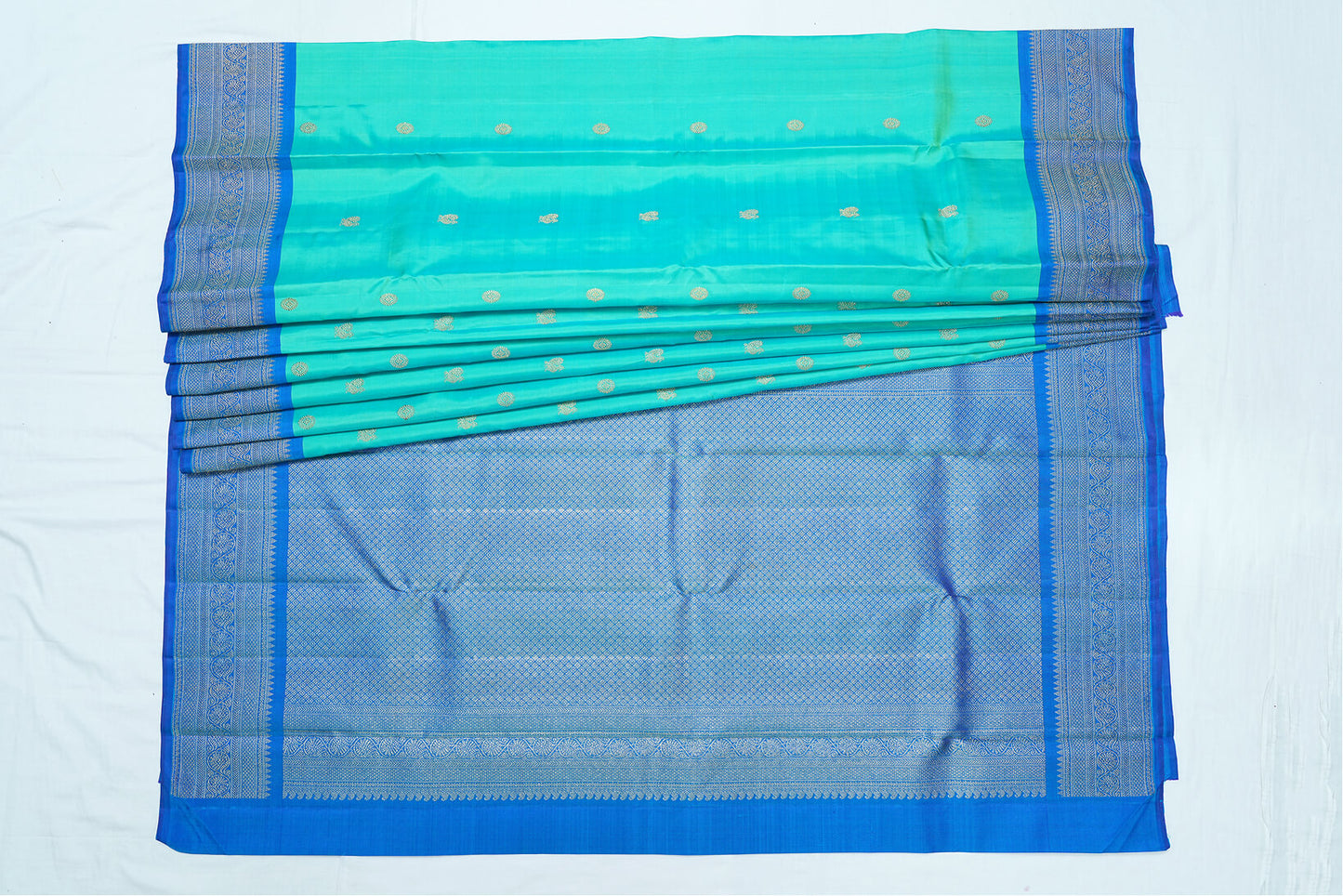 Bright Green Pure Kanchipuram Handloom Silk Saree