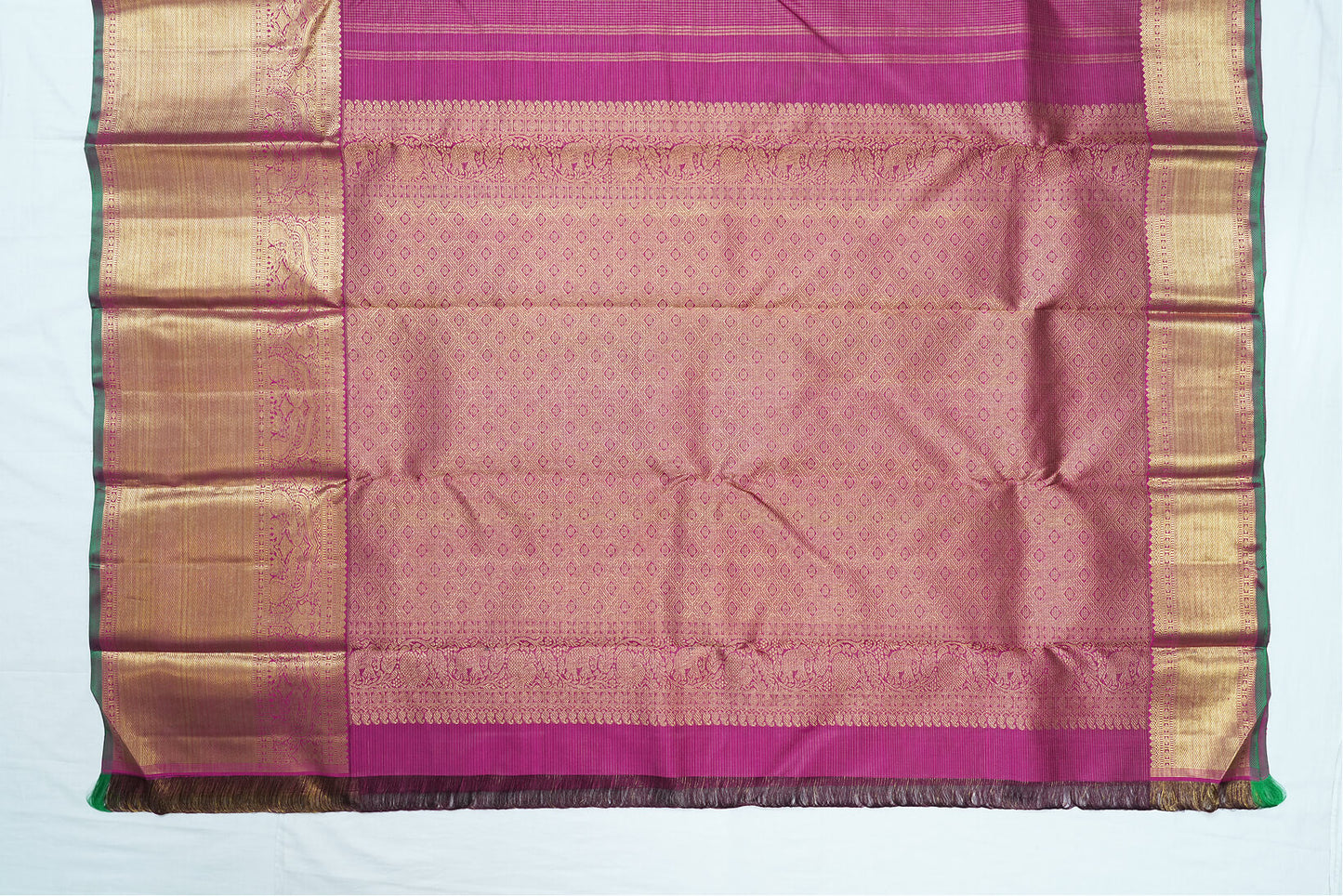Deep Magenta Pure Kanchipuram Handloom Silk Saree